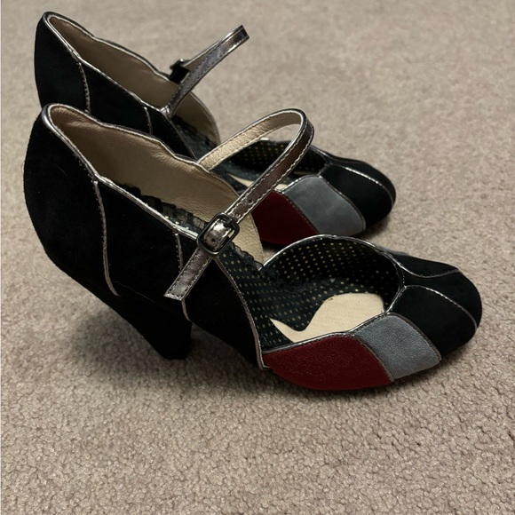 Bettie Page Vintage Inspired Heels Size 7 - Picture 3 of 6